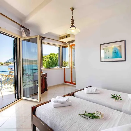 Salty Breeze Beach Front Villa&Flat Villa Lygia (Lefkada)