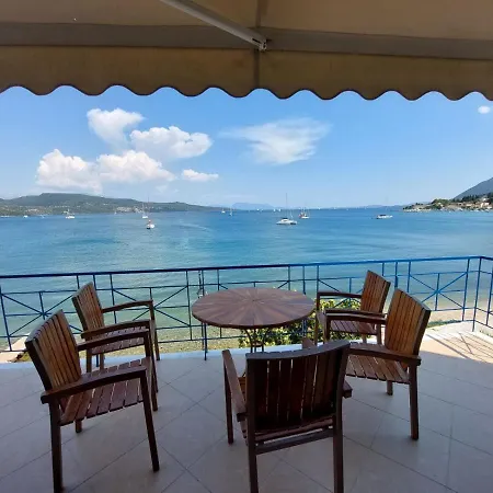 Villa Salty Breeze Beach Front Villa&Flat