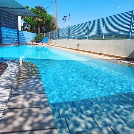 Salty Breeze Beach Front Villa&Flat Villa *